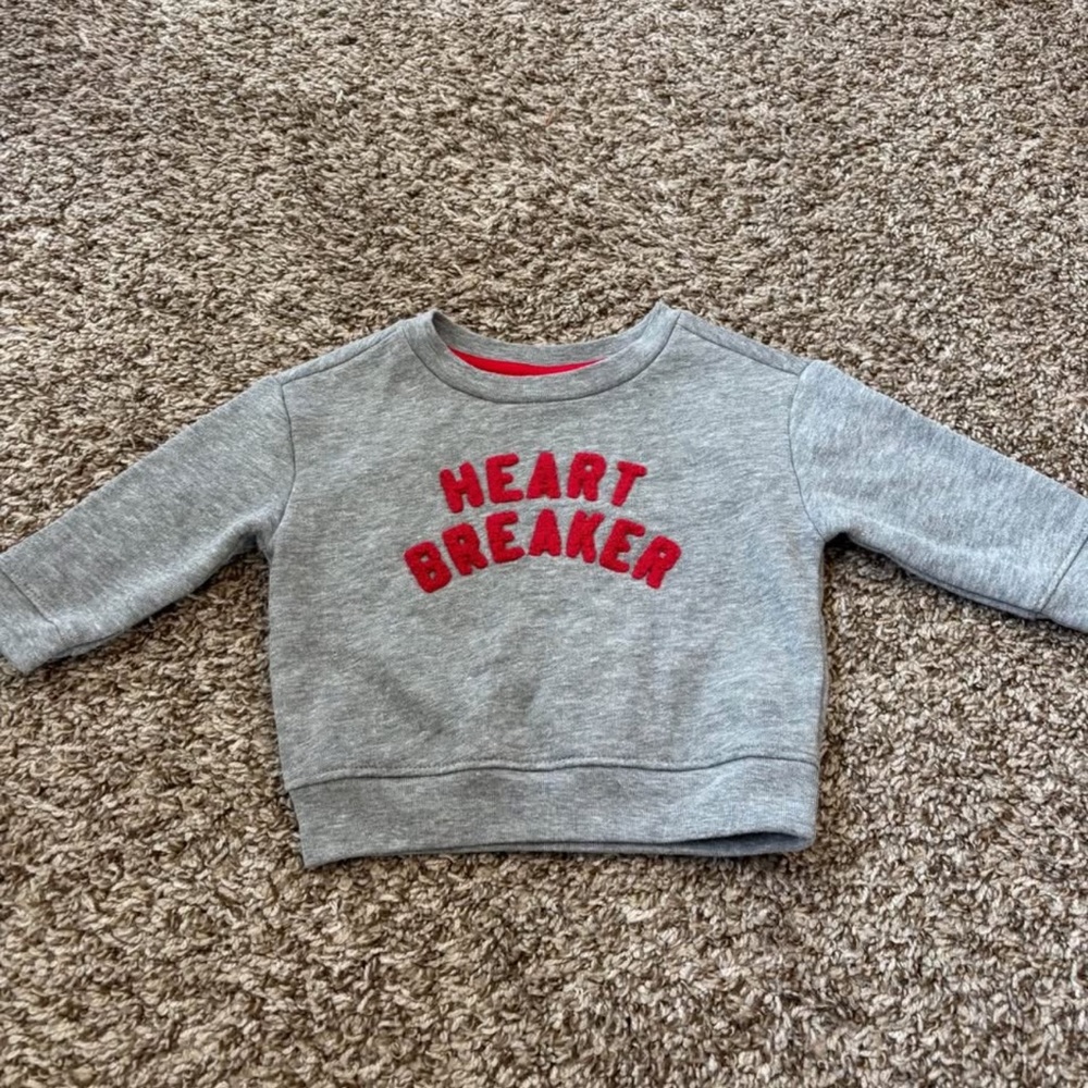 Gray Kids Sweatshirt with Red 'Heart Breaker' Design